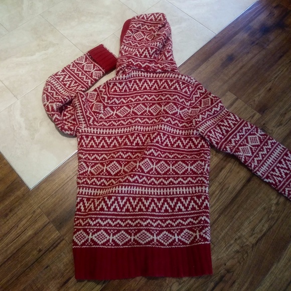 Sweater - Picture 1 of 2